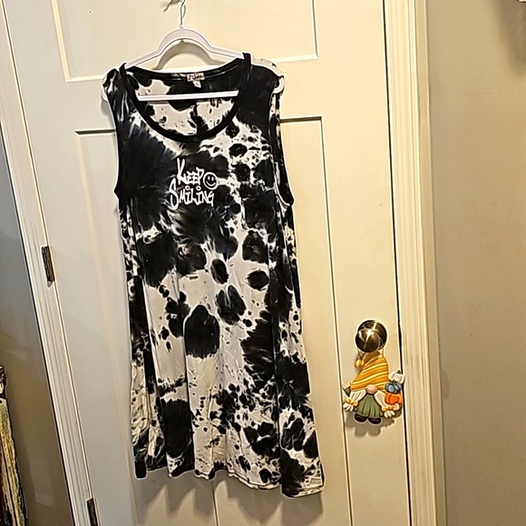 J for Justify, KEEP SMILING Womens tie dye dress. Sz 2x. Stretchy - Picture 1 of 4
